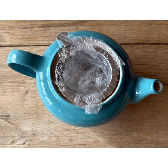 NEW Le Creuset Stoneware Large Round 44oz Teapot w/Infuser Turquoise Bl… - Picture 9 of 15